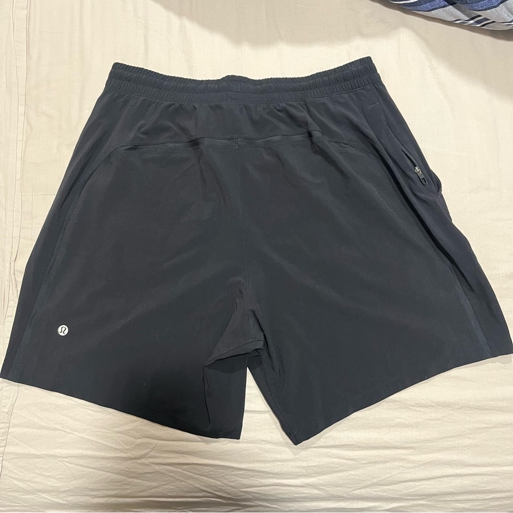 Black Lululemon Pacebreaker 7” Linerless - Large